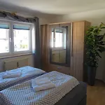 Apartment Holzmichel Mit Balkon Cottbus
