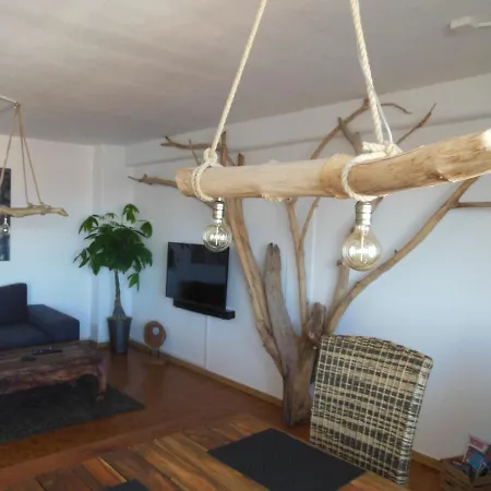 Holzmichel Mit Balkon شقة