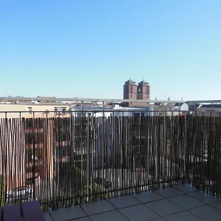 Holzmichel Mit Balkon